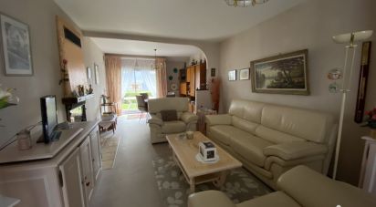 House 4 rooms of 85 m² in Avon (77210)