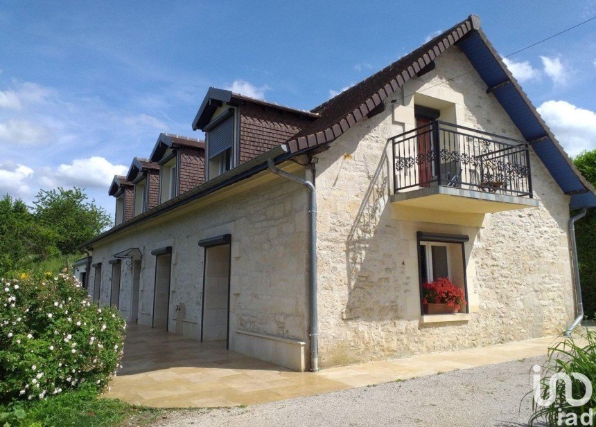 Maison de campagne 7 pièces de 230 m² à Villers-Cotterêts (02600)