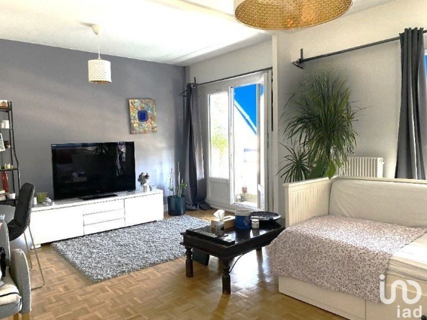 Apartment 3 rooms of 75 m² in Caluire-et-Cuire (69300)