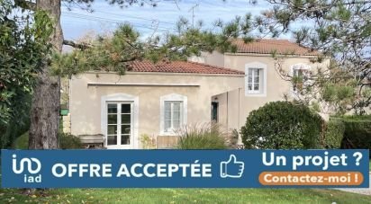 House 8 rooms of 193 m² in Chantonnay (85110)