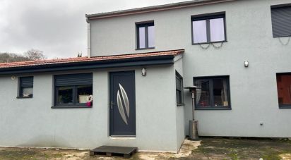 Maison 4 pièces de 111 m² à Vitry-sur-Orne (57185)