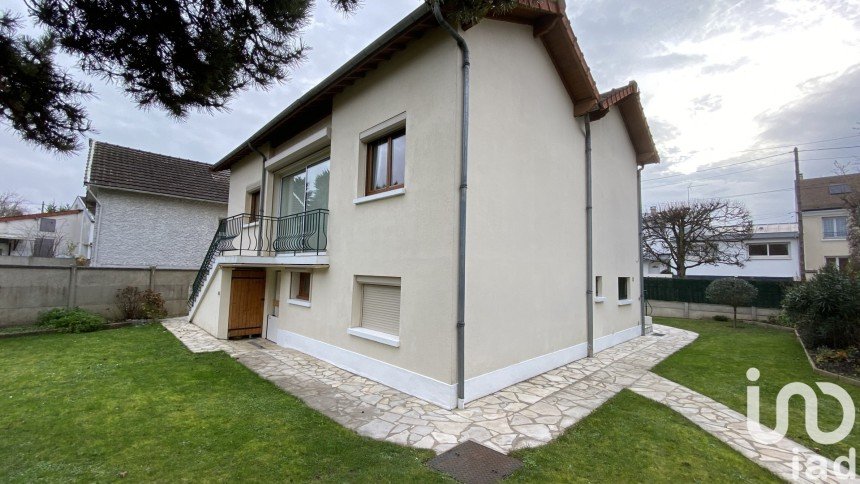 Maison 6 pièces de 130 m² à Sucy-en-Brie (94370)