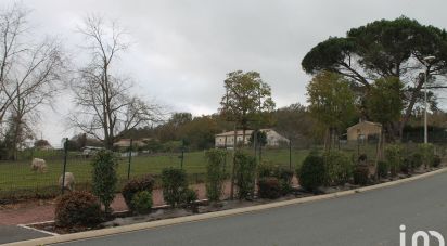 Terrain de 2 000 m² à Boisredon (17150)