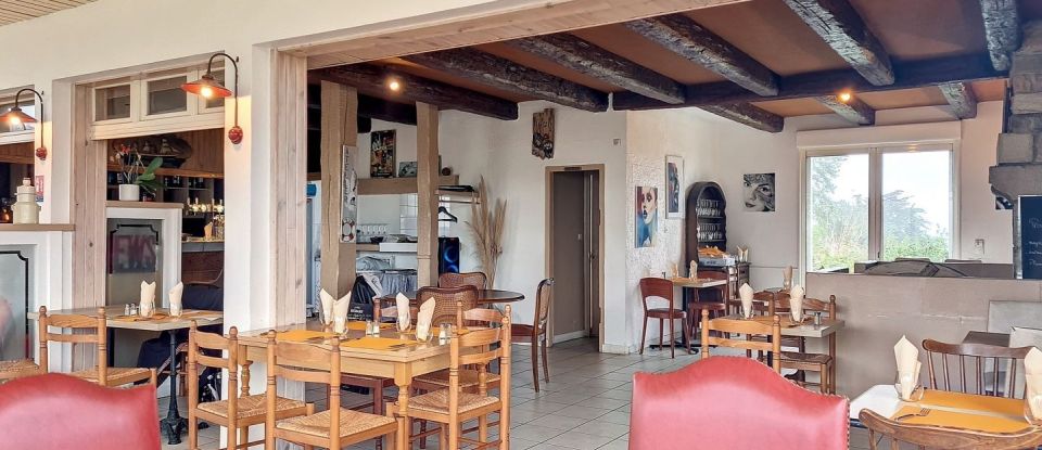Restaurant of 200 m² in Locquirec (29241)