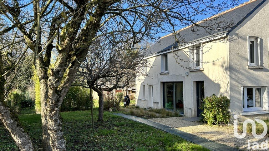 Maison traditionnelle 5 pièces de 96 m² à L'Île-Bouchard (37220)