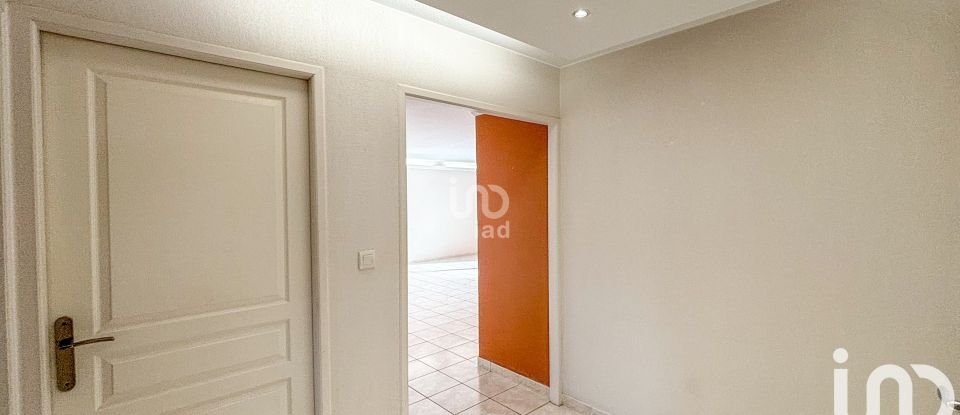 Apartment 4 rooms of 106 m² in Fréjus (83600)