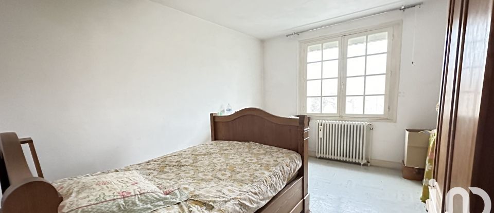 Town house 8 rooms of 177 m² in Saint-Antoine-de-Breuilh (24230)