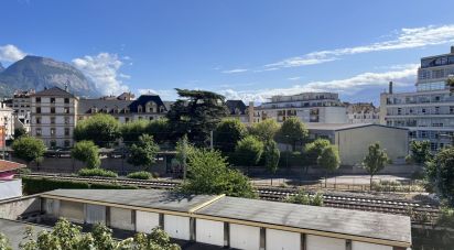 Apartment 3 rooms of 88 m² in Grenoble (38000)
