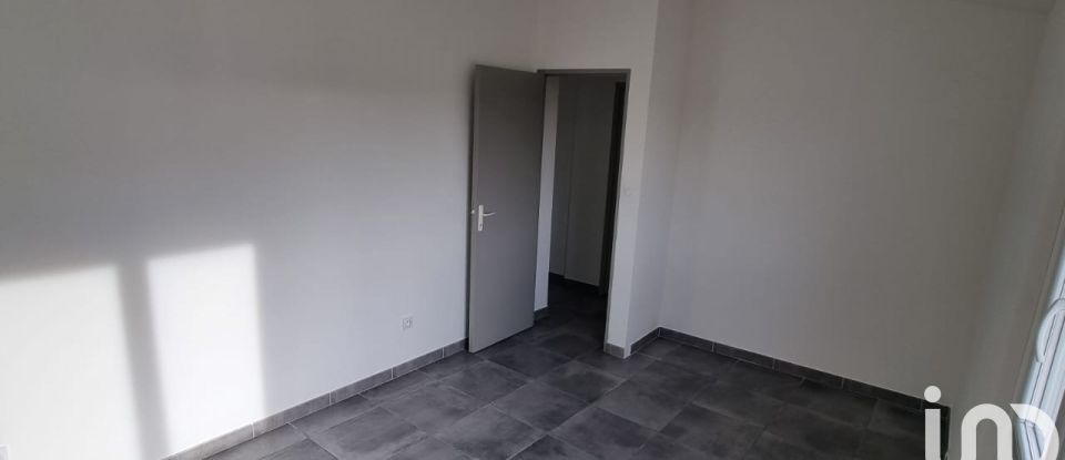 Apartment 4 rooms of 93 m² in Gajan (30730)