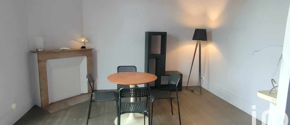 Apartment 3 rooms of 56 m² in Vichy (03200)