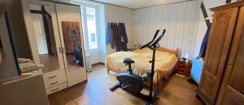 House 4 rooms of 110 m² in SAINT MARTIN LA PALLU (86380)