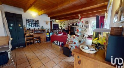 House 7 rooms of 103 m² in Ploudiry (29800)