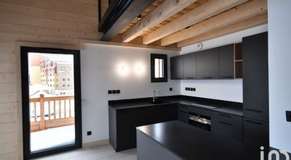 Apartment 5 rooms of 127 m² in - (38750)