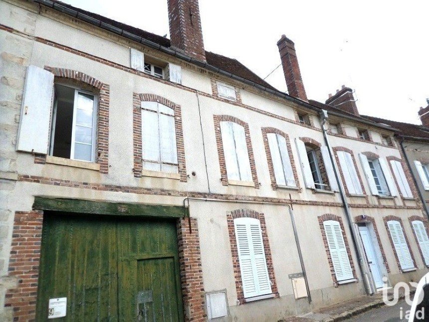 Immeuble de 166 m² à Villeneuve-sur-Yonne (89500)