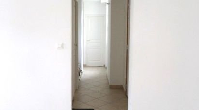 Apartment 3 rooms of 68 m² in Villeneuve-sur-Yonne (89500)
