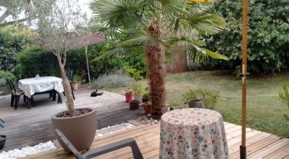 House 5 rooms of 141 m² in Montagny-les-Lanches (74600)