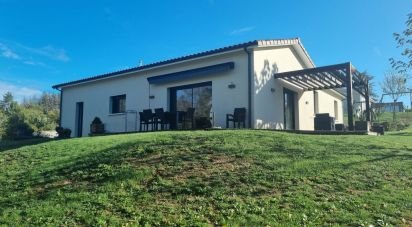 House 5 rooms of 108 m² in Vars (16330)
