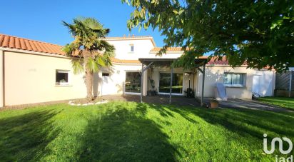 House 7 rooms of 137 m² in La Tessoualle (49280)