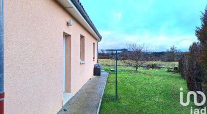 House 7 rooms of 134 m² in Roannes-Saint-Mary (15220)