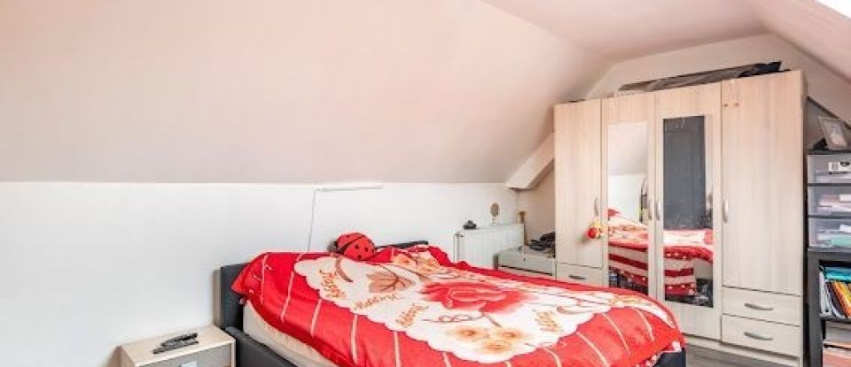 House 6 rooms of 130 m² in Pierrefitte-sur-Seine (93380)