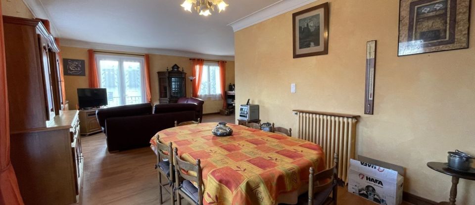 House 7 rooms of 198 m² in Lavelanet (09300)