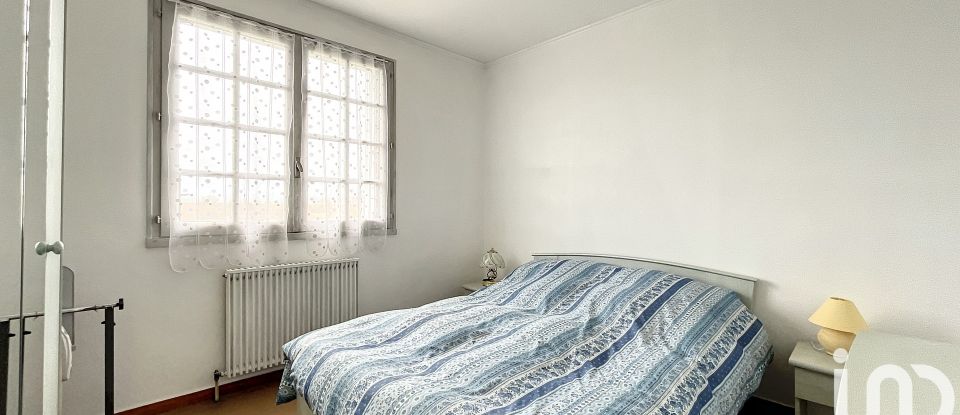 House 5 rooms of 102 m² in Saint-Jean-de-Beugné (85210)