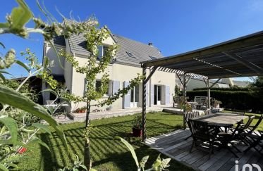 House 6 rooms of 148 m² in Chatou (78400)