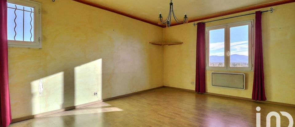 Village house 5 rooms of 130 m² in Le Luc (83340)