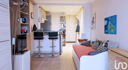 Apartment 1 room of 27 m² in Paris (75015)