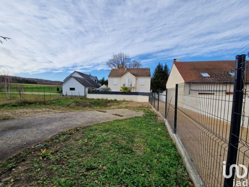 Land of 322 m² in Médan (78670)
