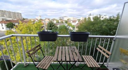 Apartment 3 rooms of 67 m² in Châtillon (92320)