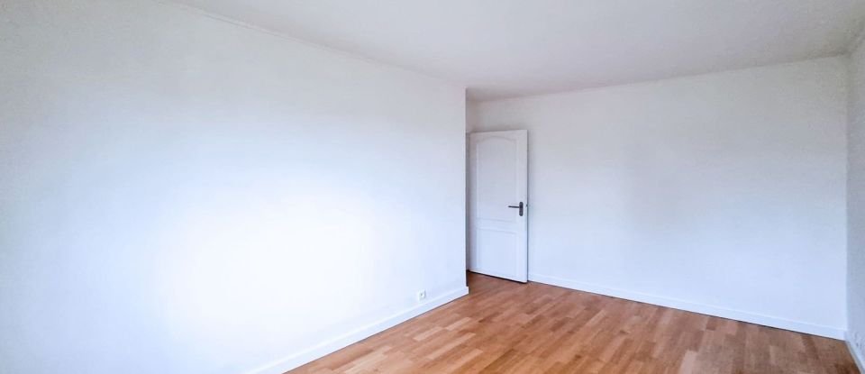 Appartement 4 pièces de 90 m² à Beauchamp (95250)