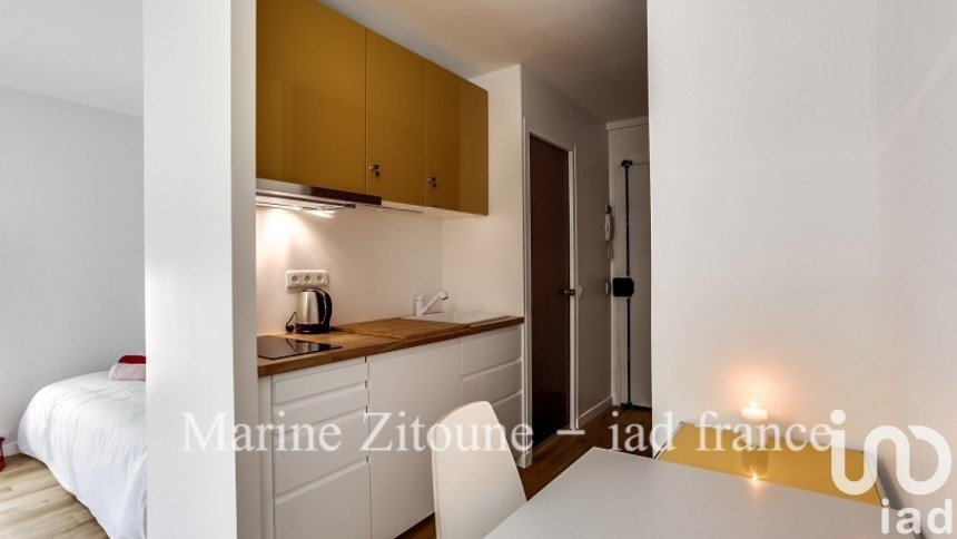 Apartment 1 room of 27 m² in Paris (75018)