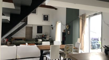 House 5 rooms of 185 m² in Vergeroux (17300)