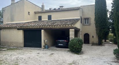 Maison 12 pièces de 250 m² à Aix-en-Provence (13090)