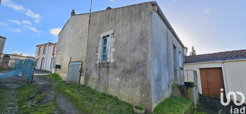 Maison 4 pièces de 117 m² à Monsireigne (85110)