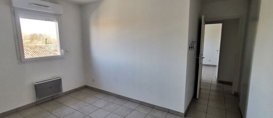 Apartment 3 rooms of 77 m² in Mauves (07300)