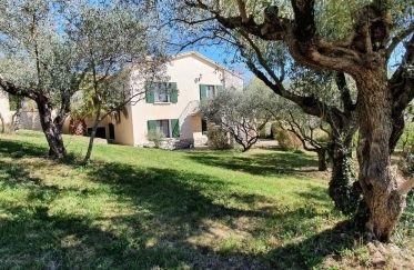 House 7 rooms of 219 m² in Manosque (04100)
