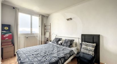Appartement 2 pièces de 49 m² à Le Plessis-Trévise (94420)