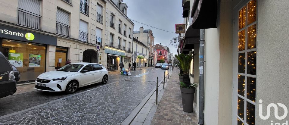 Building in Noisy-le-Grand (93160) of 200 m²