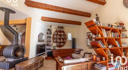 Traditional house 5 rooms of 168 m² in Callian (83440)