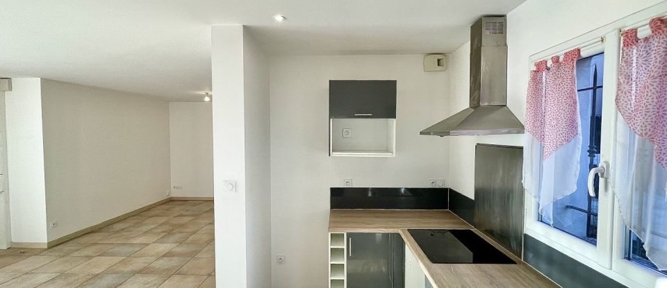 Maison 4 pièces de 80 m² à Carpentras (84200)