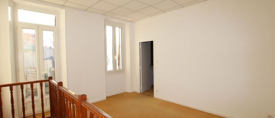 House 4 rooms of 128 m² in Marseille (13010)