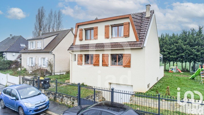 Maison traditionnelle 5 pièces de 126 m² à Charny (77410)