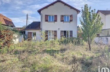 House 5 rooms of 102 m² in Moulins (03000)