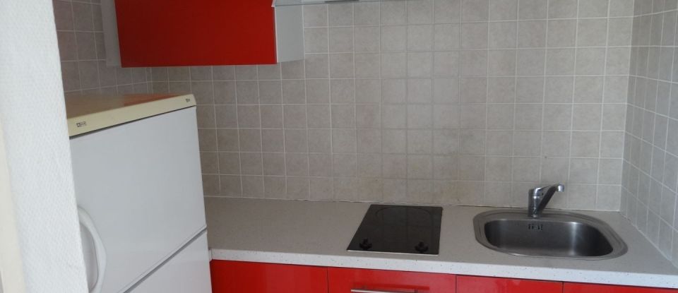 Apartment 1 room of 26 m² in Talence (33400)