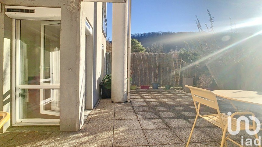 Apartment 3 rooms of 68 m² in Gières (38610)
