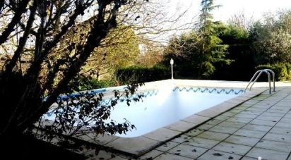 House 5 rooms of 126 m² in Aussonne (31840)