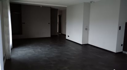 House 5 rooms of 108 m² in Châteauroux (36000)