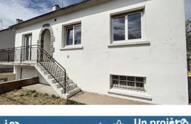 House 5 rooms of 117 m² in Loudéac (22600)